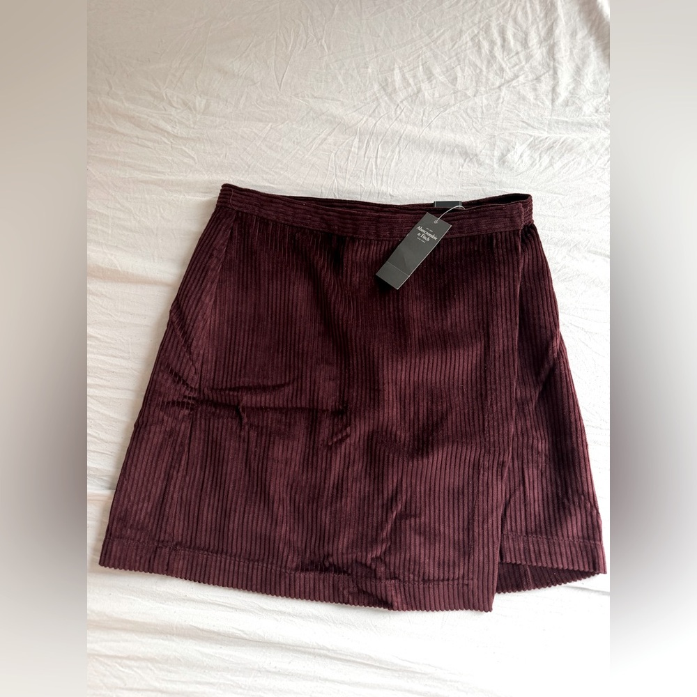New Abercrombie Corduroy Skirt